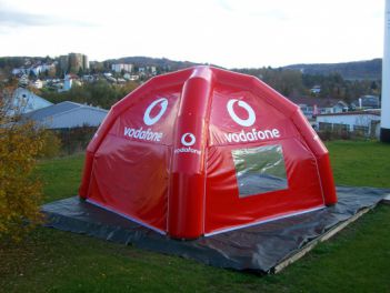 Aufblasbares Zelt für Vodafone
