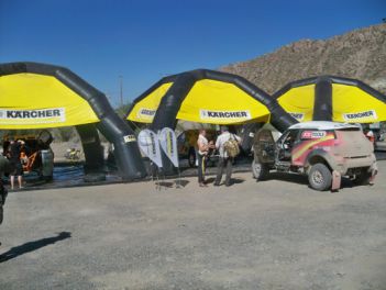 Aufblasbare Zelte für Kärcher bei der Rallye Katar