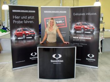 Promotiontheke Curved für Ssang Yong
