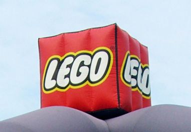 Werbewürfel 2x2x2m für Lego