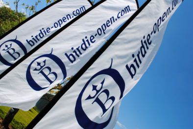 Flying Banner für Birdie-Open
