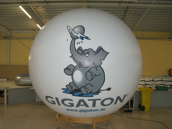 4 m Leuchtballon für GIGATON