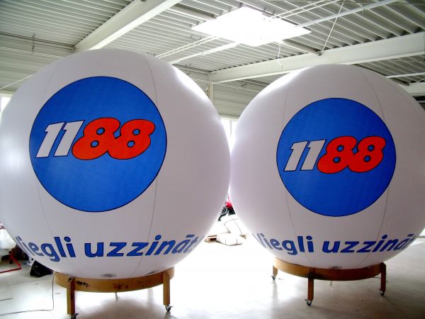 Diverse Werbe- und Leuchtballone für verschiedene Kunden produziert